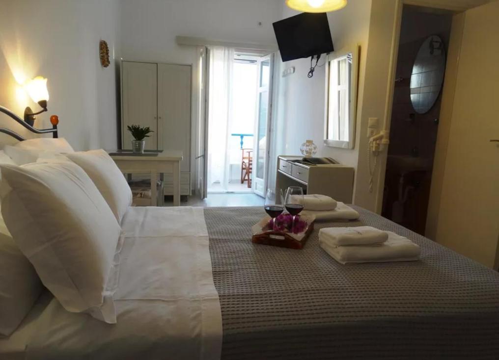 Aparthotel Castelopetra Katápola Esterno foto